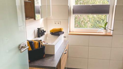 obere_wohnung_groes_badezimmer_1