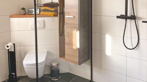 obere_wohnung_groes_badezimmer_2